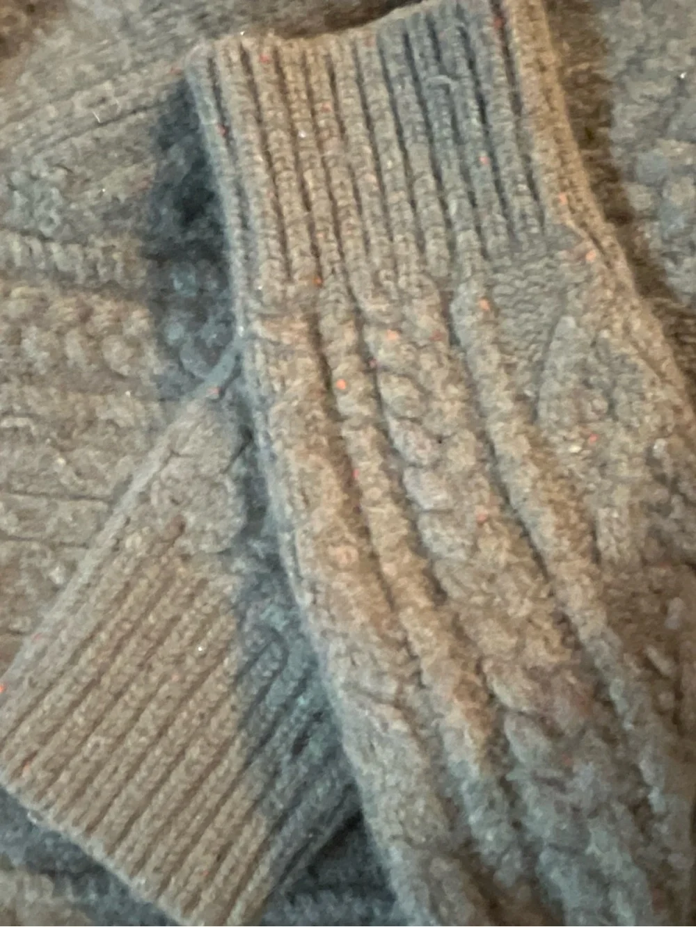 J.CREW Vintage Cable Knit Fisherman Wool Sweater. Size L. Olive Green Pullover